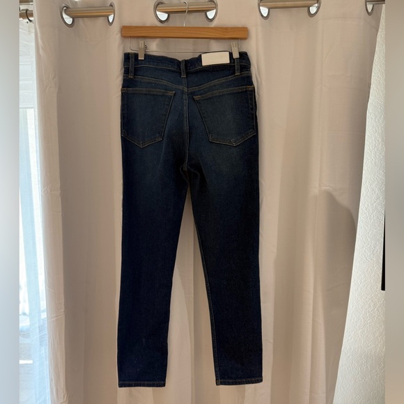 Re/done denim 90’s high rise ankle crop , dark wash, size 27, wore once. - Picture 6 of 7